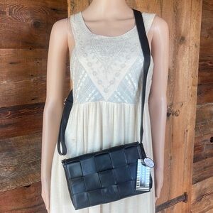 Alexis Bendel woven basket, black Crossbody gold shoulder bag new with tags